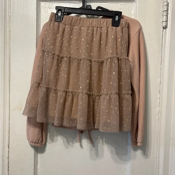 Elegant Pink Top and Skirt Set - Picture 2 of 4